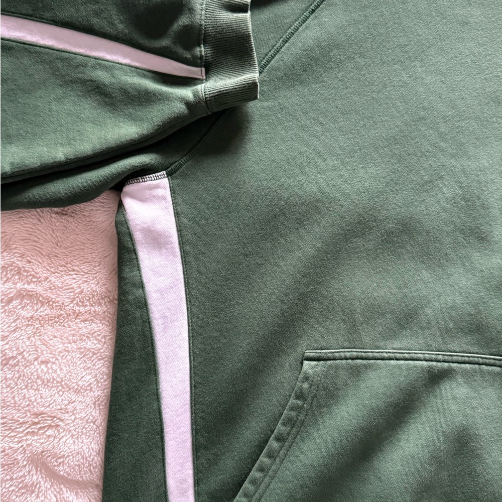 Green Performance Jacket - Picture 2 of 5